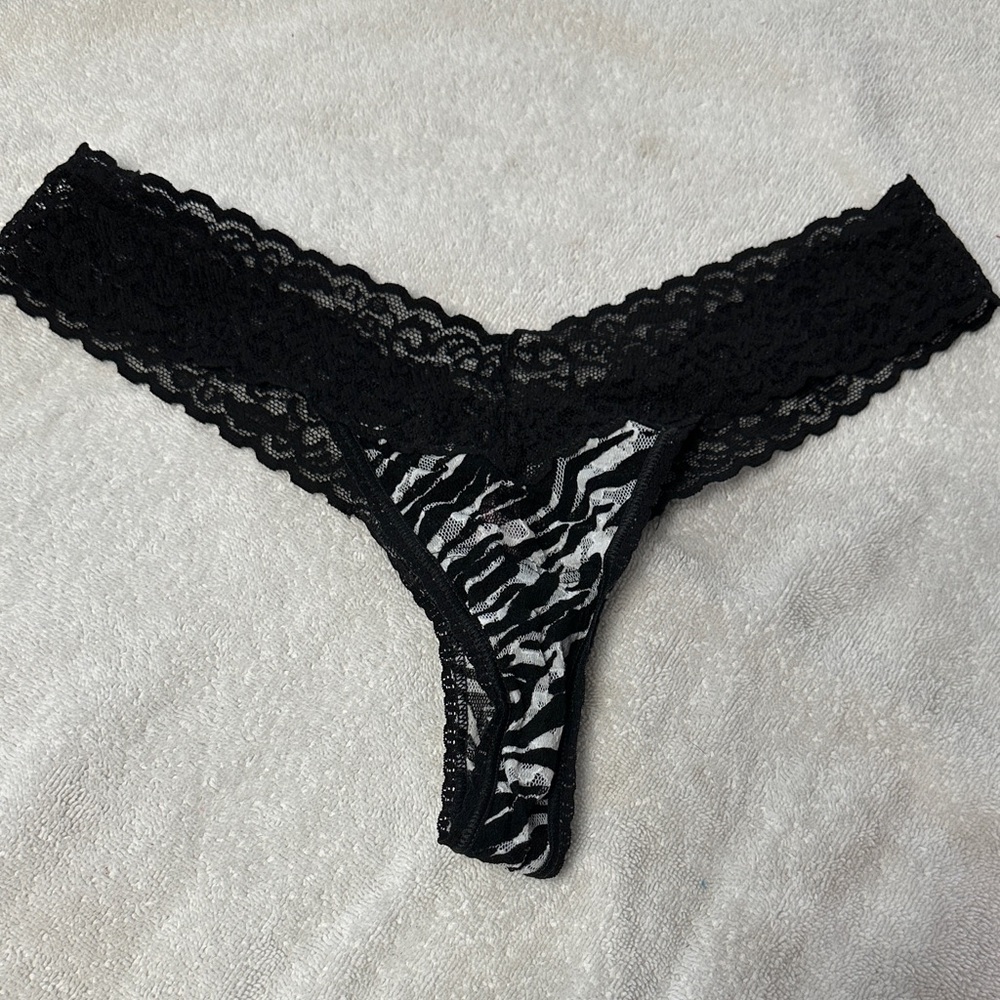 Victoria's Secret Black and White Lace Zebra Panty